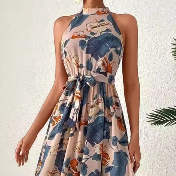 Garden Kiss Halter Maxi Dress - Desert Blue - Picture 4 of 9